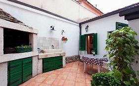 Studio Apartment Karlo